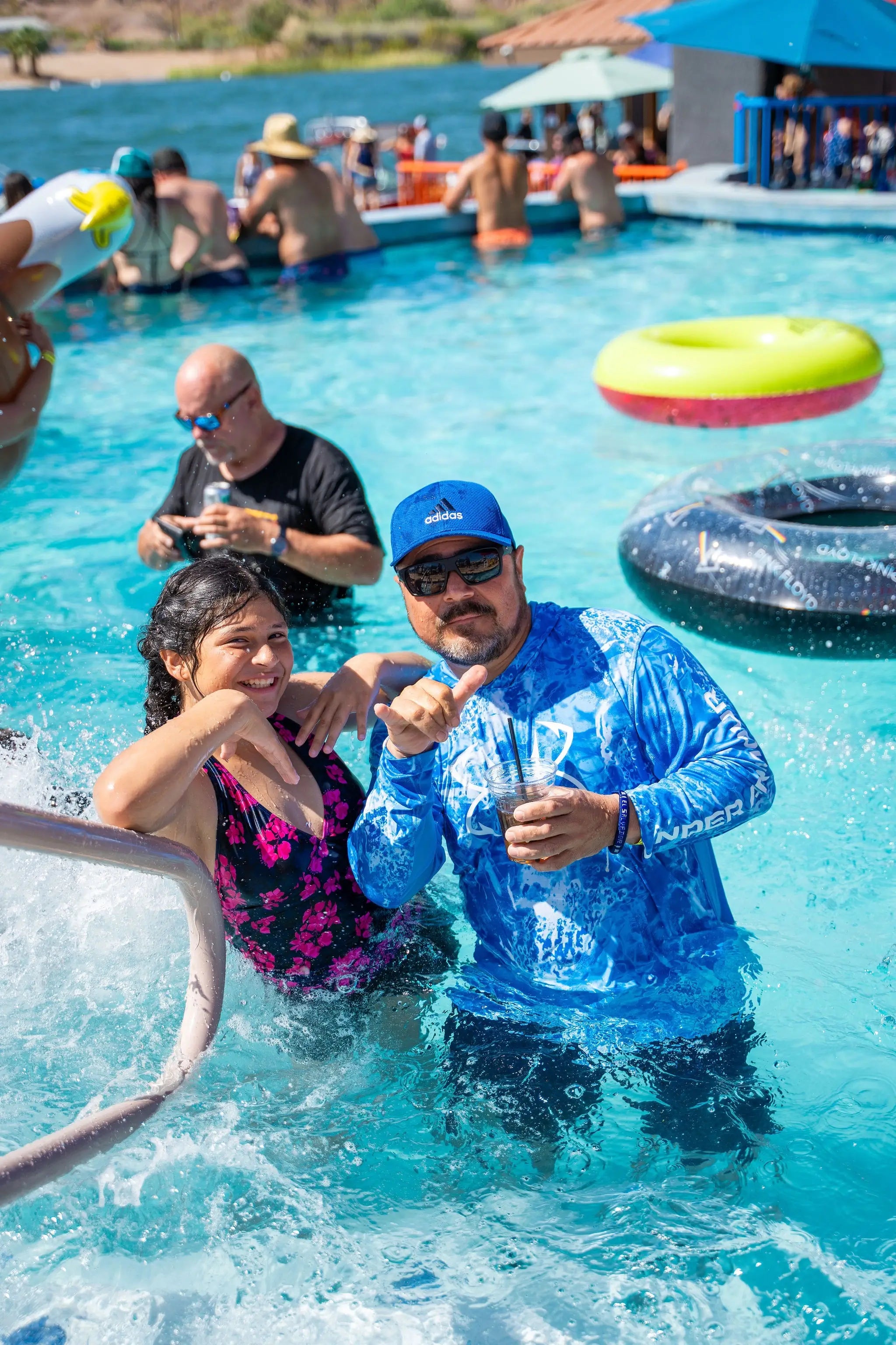 Family Fun Pool River Jacuzzi