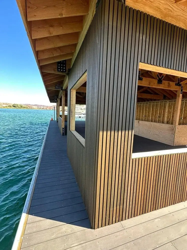 Roadrunner Resort Floating Dock Bar Construction Beer