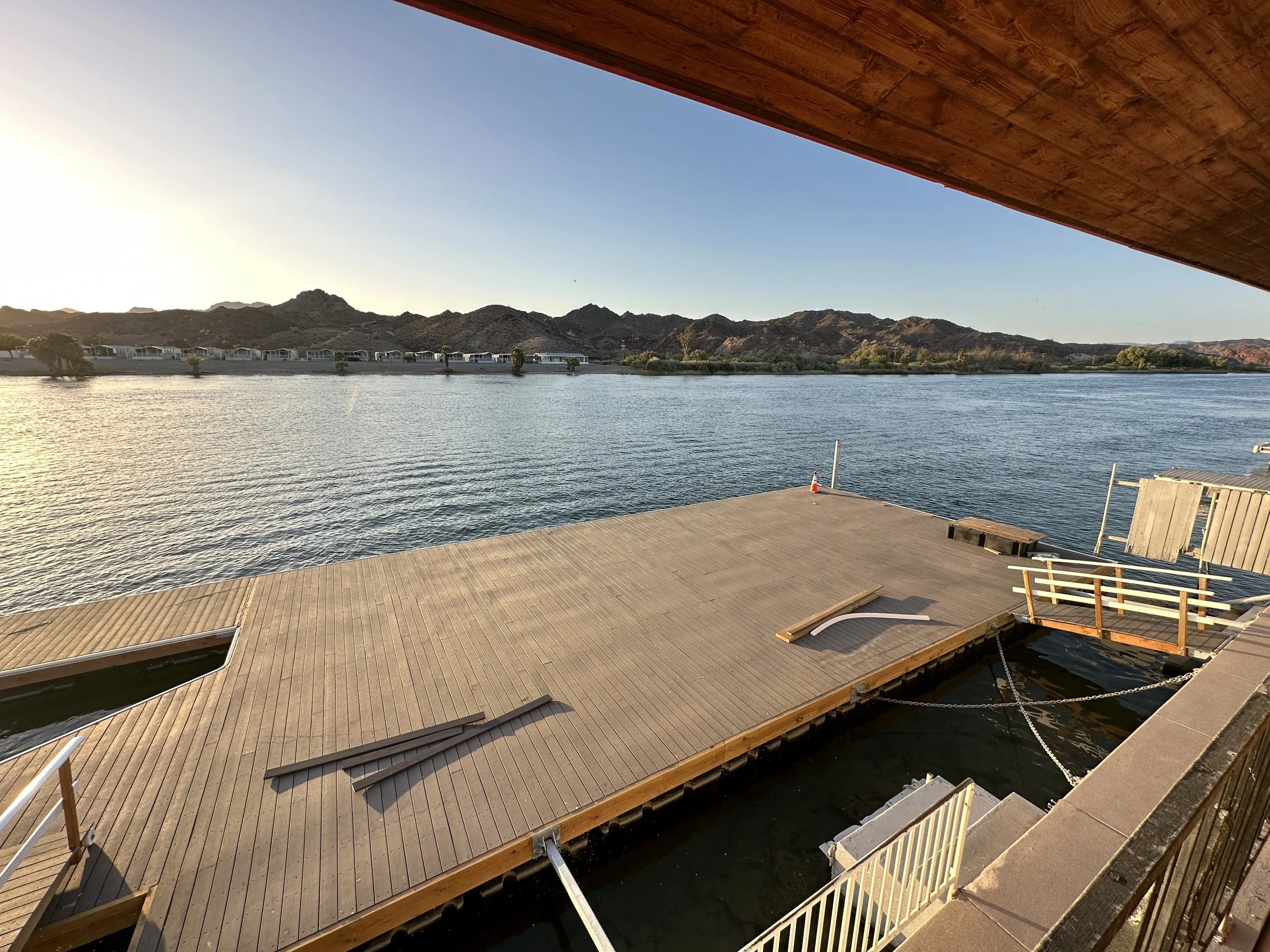 Roadrunner Resort Dock Bar Construction